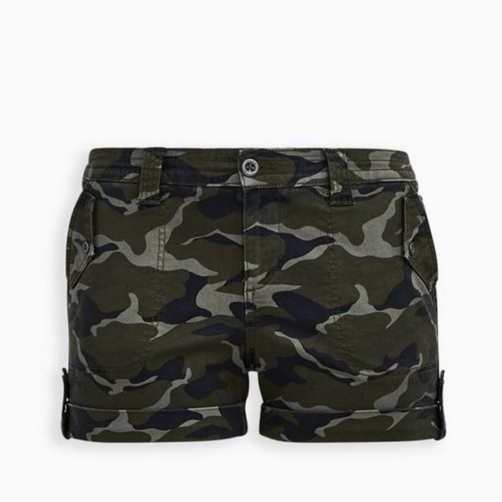 Torrid camo military stretch twill mid-rise shorts